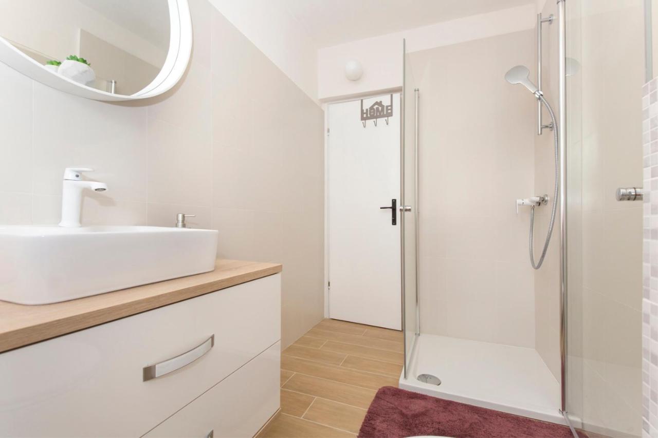 Apartment Aquamarine Rabac Exterior photo